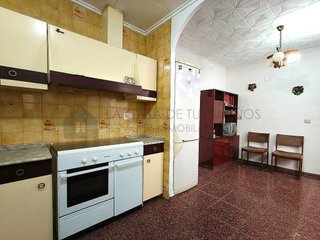 Chalet en venta en Elda