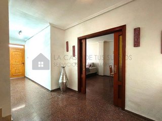 Chalet en venta en Elda