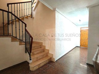 Chalet en venta en Elda