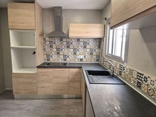 Ático en venta en La Teixonera en Barcelona