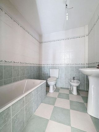 Casa adosada en venta en Las Flores - Huerta en Gabias (Las)