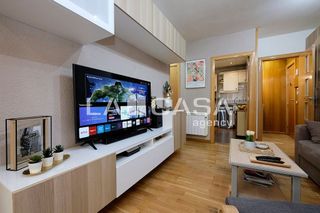 Ático en venta en Les Roquetes en Barcelona