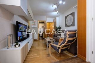 Ático en venta en Les Roquetes en Barcelona