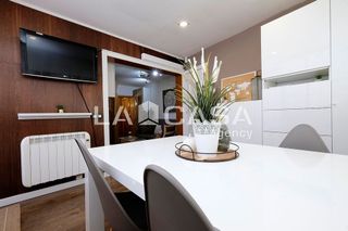 Ático en venta en Les Roquetes en Barcelona