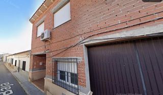 Casa adosada en venta en Mota del Cuervo