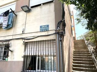 Piso en venta en Ciutat Meridiana en Barcelona