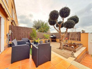 Casa adosada en venta en Mas Trader-Corral D’En Tort-Corral D’En Cona en Cubelles