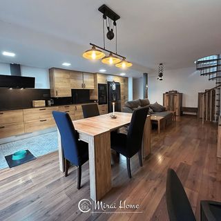 Dúplex en venta en Fondo en Santa Coloma de Gramanet