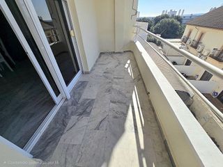 Piso en venta en La Carihuela en Torremolinos