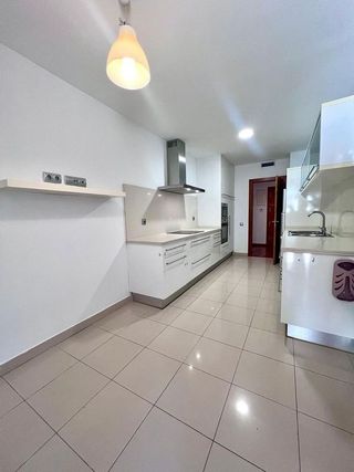 Dúplex en venta en Joc de la Bola - Camps d'Esports - Ciutat Jardí - Montcada en Lleida