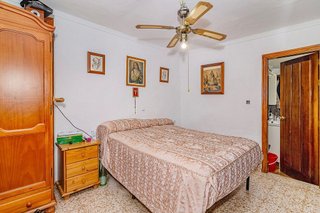 Chalet en venta en Lucena