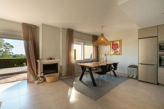Casa adosada en venta en Nueva Andalucía centro en Marbella