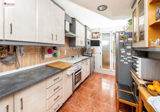 Casa adosada en venta en Crta. De la Sierra en Granada