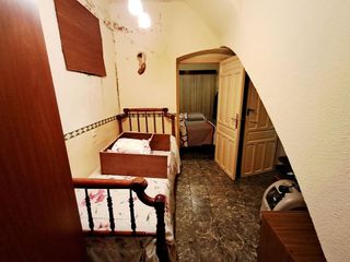 Chalet en venta en Hellín