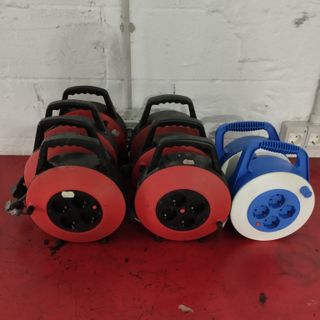 Enrollacables de corriente