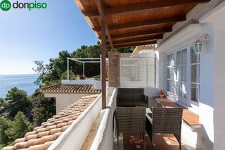 Chalet en venta en Velilla-Taramay en Almuñécar