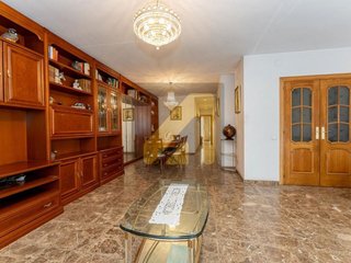Piso en venta en Pubilla Cases en Hospitalet de Llobregat, L´