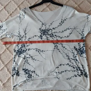 Jersey estampado azul y blanco