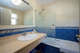 Chalet en venta en Coín