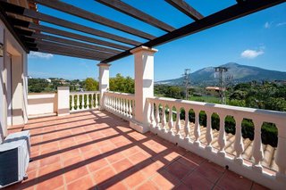 Chalet en venta en Coín