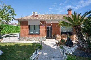 Chalet en venta en Canet de Mar