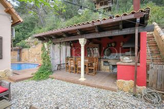 Chalet en venta en Vallirana
