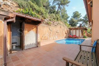Chalet en venta en Vallirana