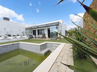 Chalet en venta en Olivenza