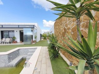 Chalet en venta en Olivenza