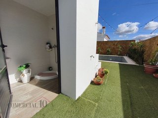 Chalet en venta en Olivenza