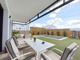 Chalet en venta en Olivenza