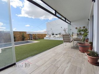 Chalet en venta en Olivenza