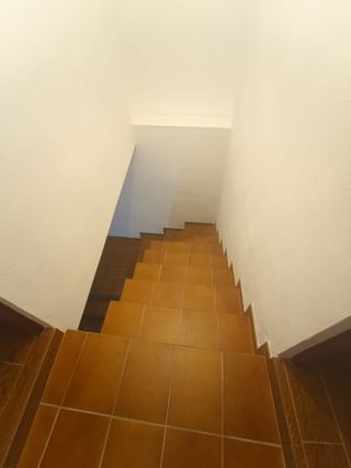CASA EN VENTA CON TERRENO EN CASATEJADA, LUCENA