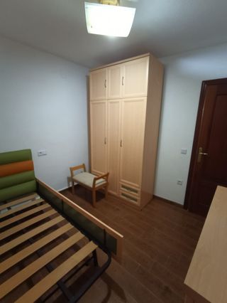 CASA EN VENTA CON TERRENO EN CASATEJADA, LUCENA