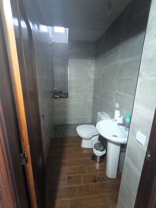 CASA EN VENTA CON TERRENO EN CASATEJADA, LUCENA