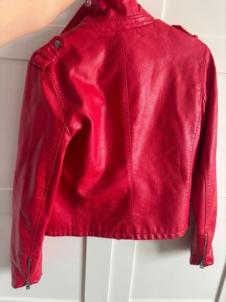 Chaqueta Roja Stradivarius Mujer
