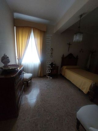 Piso en venta en Lucena