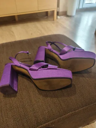 Zapatos de fiesta Zara morados
