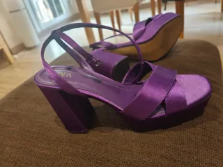 Zapatos de fiesta Zara morados