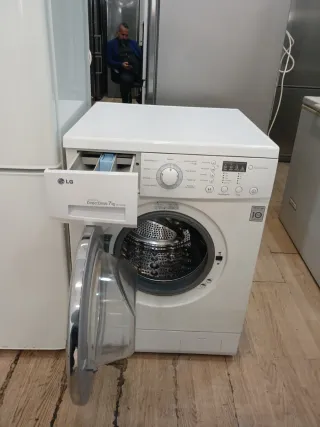 Nevera Fagor y Lavadora LG