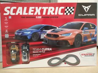 Scalextric Team Cupra Electric VS Fuel