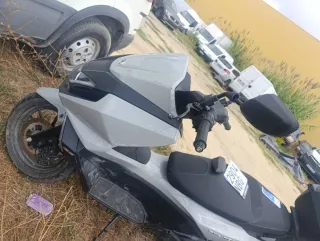 Kymco Scooter 125cc Automática