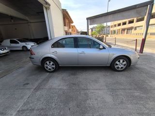 Ford Mondeo 2.0tdci ghia 130cv/ 6v classe b