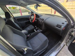 Ford Mondeo 2.0tdci ghia 130cv/ 6v classe b