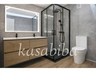 Piso en venta en Zona Avenida al Vedat en Torrent