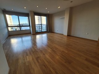 Piso en venta en Parc Central en Torrent