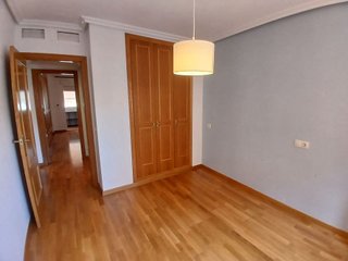 Piso en venta en Babel en Alicante
