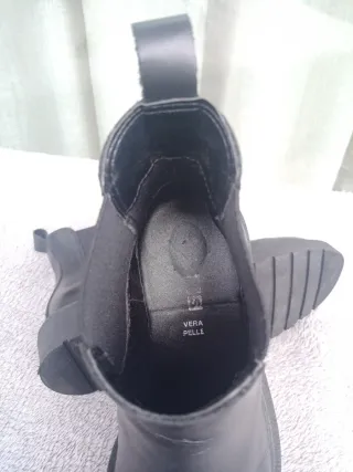 Botines negros de piel