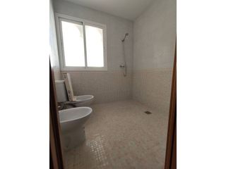 Casa adosada en venta en Lucena