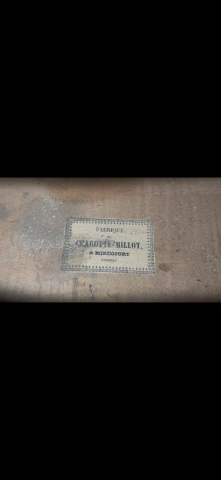 Violonchelo Josefa Charlotte Maillot 1845